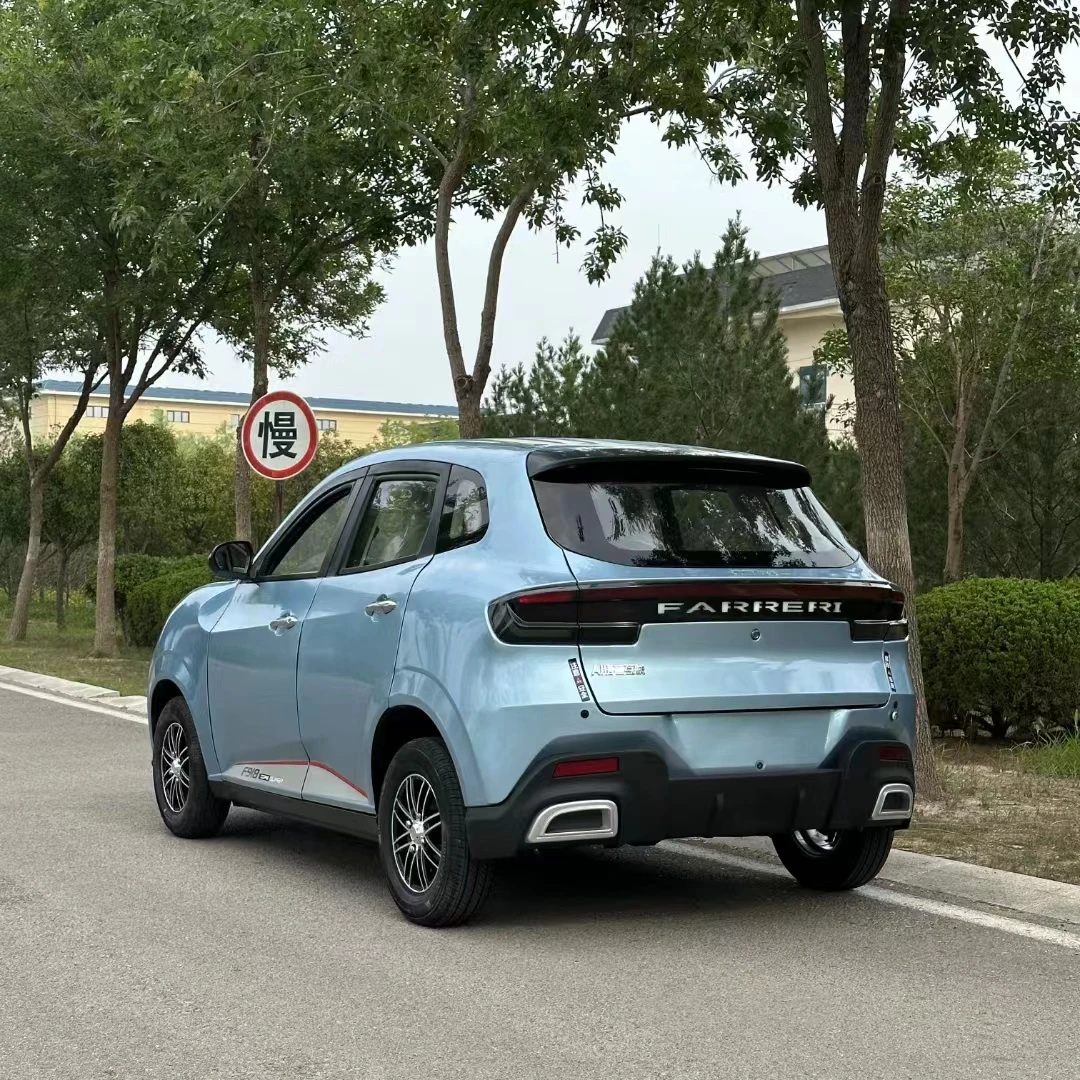 Low Price Four-Wheeled Electric Vehicles, New Energy Family Cars, Scooters, Petrol and Electricity