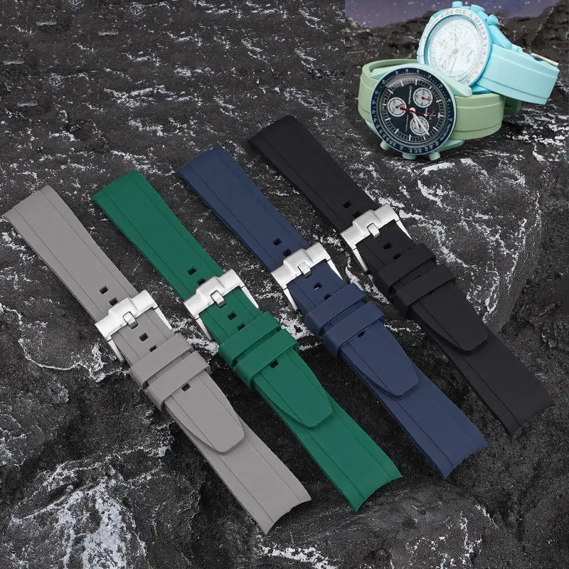 Factory wholesale custom modern trend 20mm 22mm silicon strap curved terminal movement silicon strap for omega watch strap