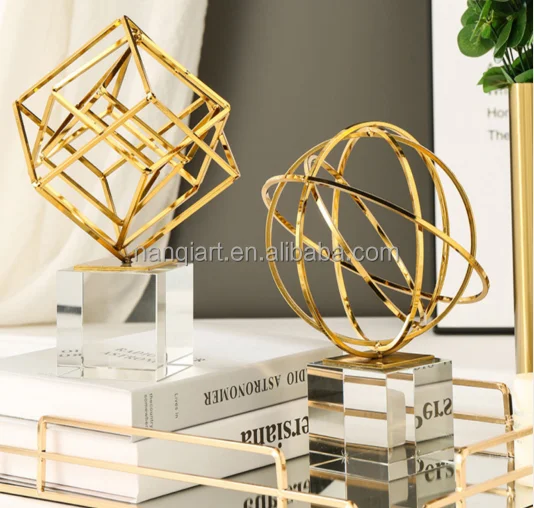 Modern Art Abstract Statue Creative Home Office Decoration Ornament Artificial Good Quality Small Metal Gold Abstract Statues