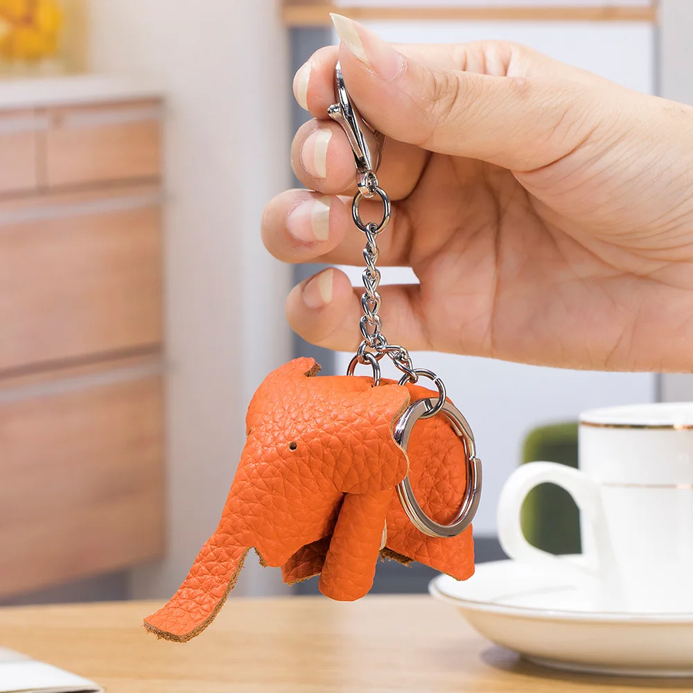 USENGKA Creative Elephant Genuine Leather Keychain Cute Animal Car Key Pendant Promotional Keychains Key Holder