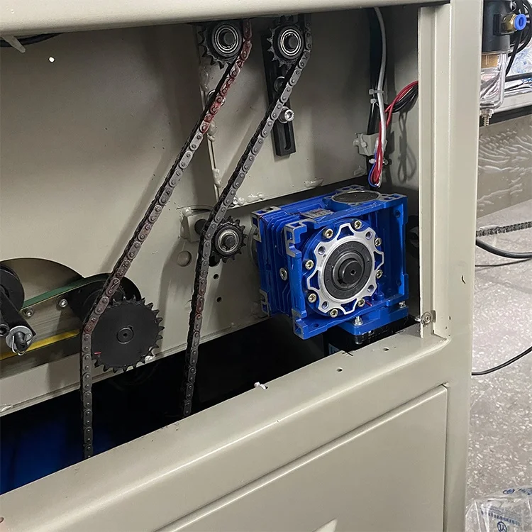 Customized Automatic Machine For Packing Chocolate  Solution Bread Food Cereal Bar Flow Wrapping Packaging Line