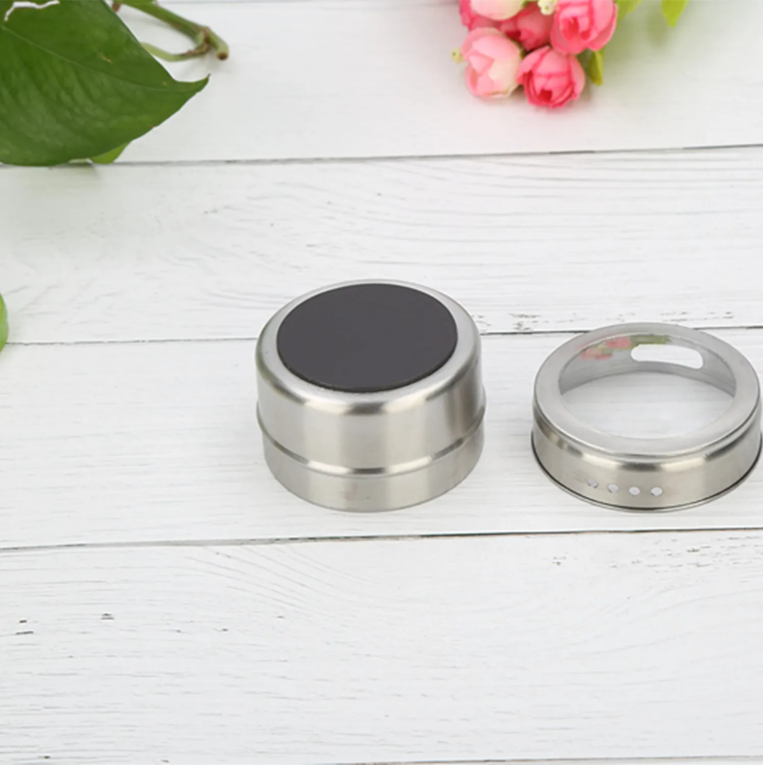 Light Convenient Classification Clearly Good Preservation Ability Magnetic Spice Tins