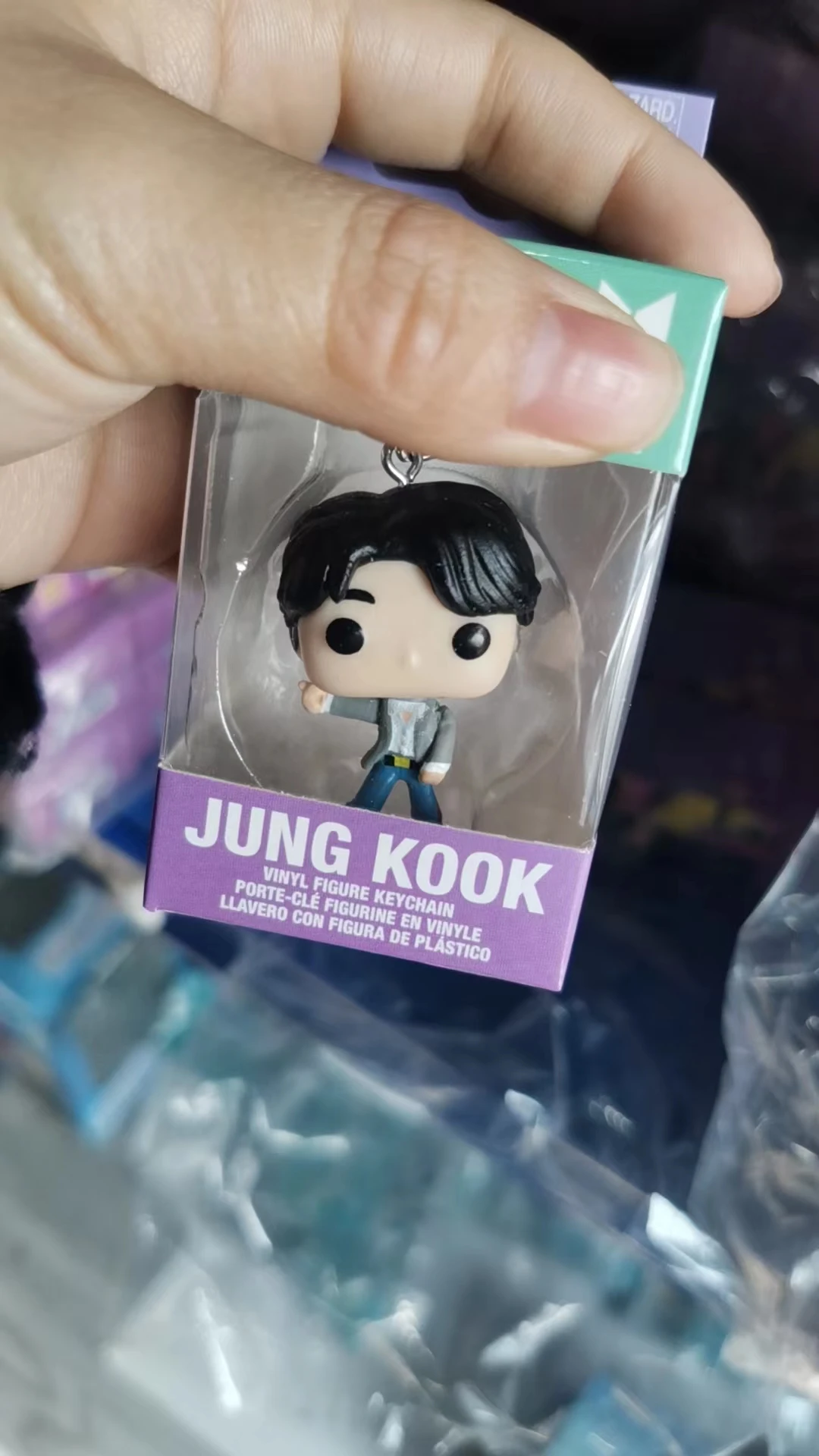 Hot selling keychains Korean Idol Star Combination Keychain J-hope Jung Kook V Jimin Jin Suga RM Figure Pendant model Toys 4cm