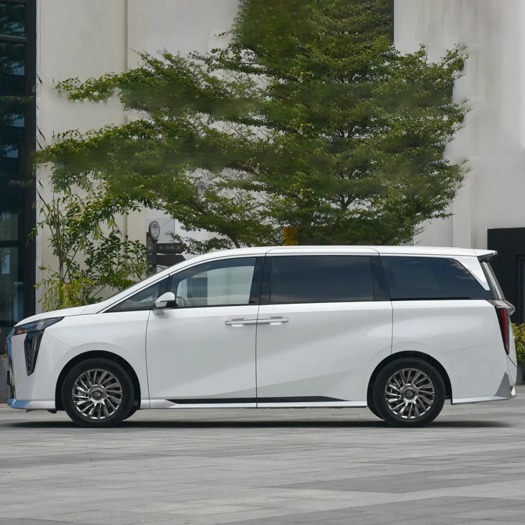 Trumpchi M8 Master 2024 Gac газовый автоматический коммерческий автомобиль