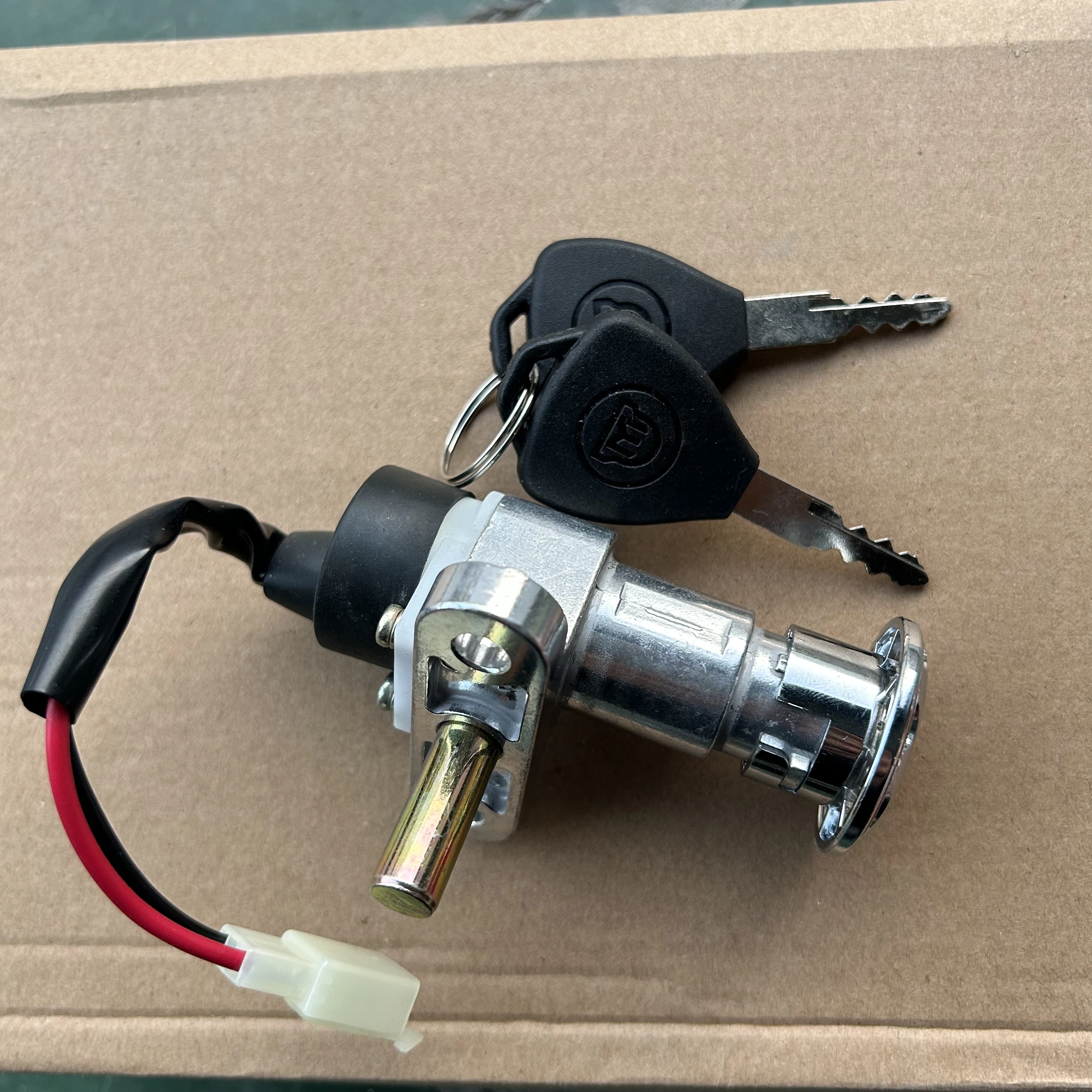 Wholesale Three-line key switch electrical accessories key switches Power ignition lock for electric vehicle electric moped