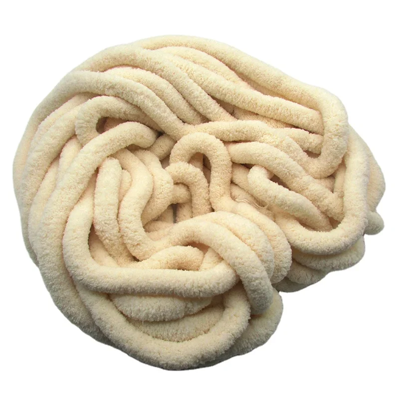 Factory direct selling hot wholesale soft yarn crochetfake for hand knitting ball super soft faux fur polyester yarn