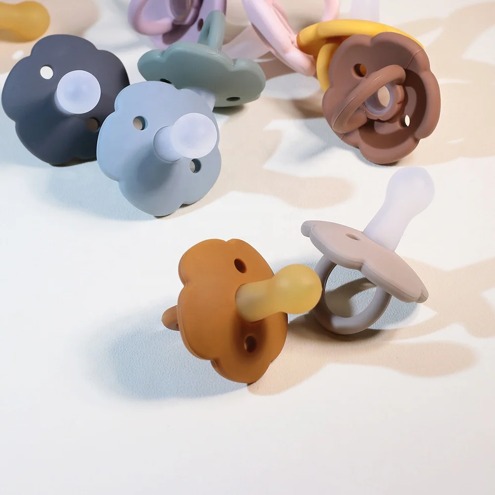 LoveBond Custom Baby Teether Infants Flower Shape Soft Silicone Baby Pacifier Infant Nipple Dummy Soother