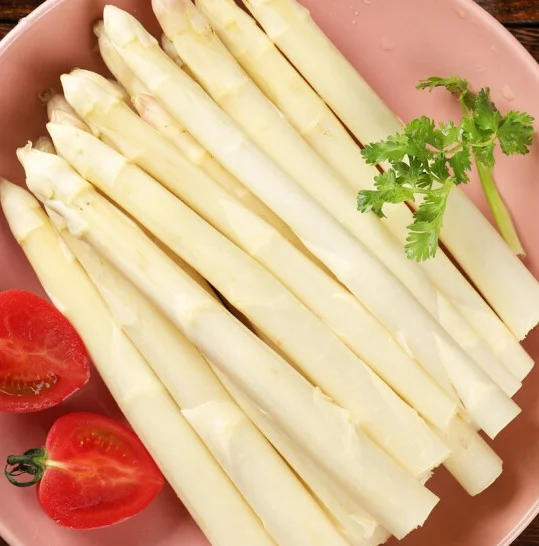 China High Quality Nutritious Vegetable Asparagus in Jar
