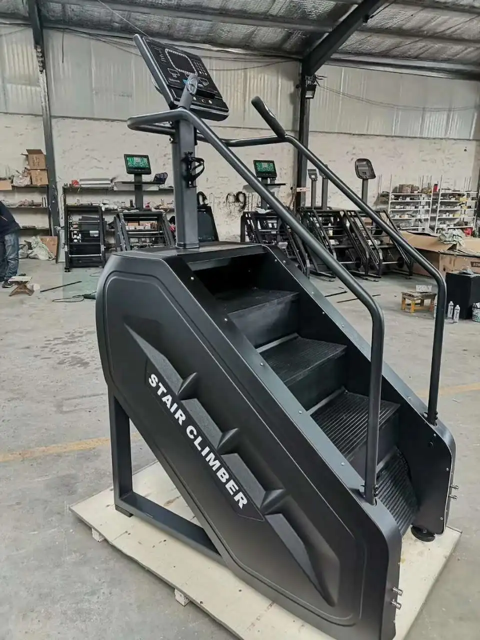 
Gym Equipment Motorized Step Mill Climber Machine Stair Climber 