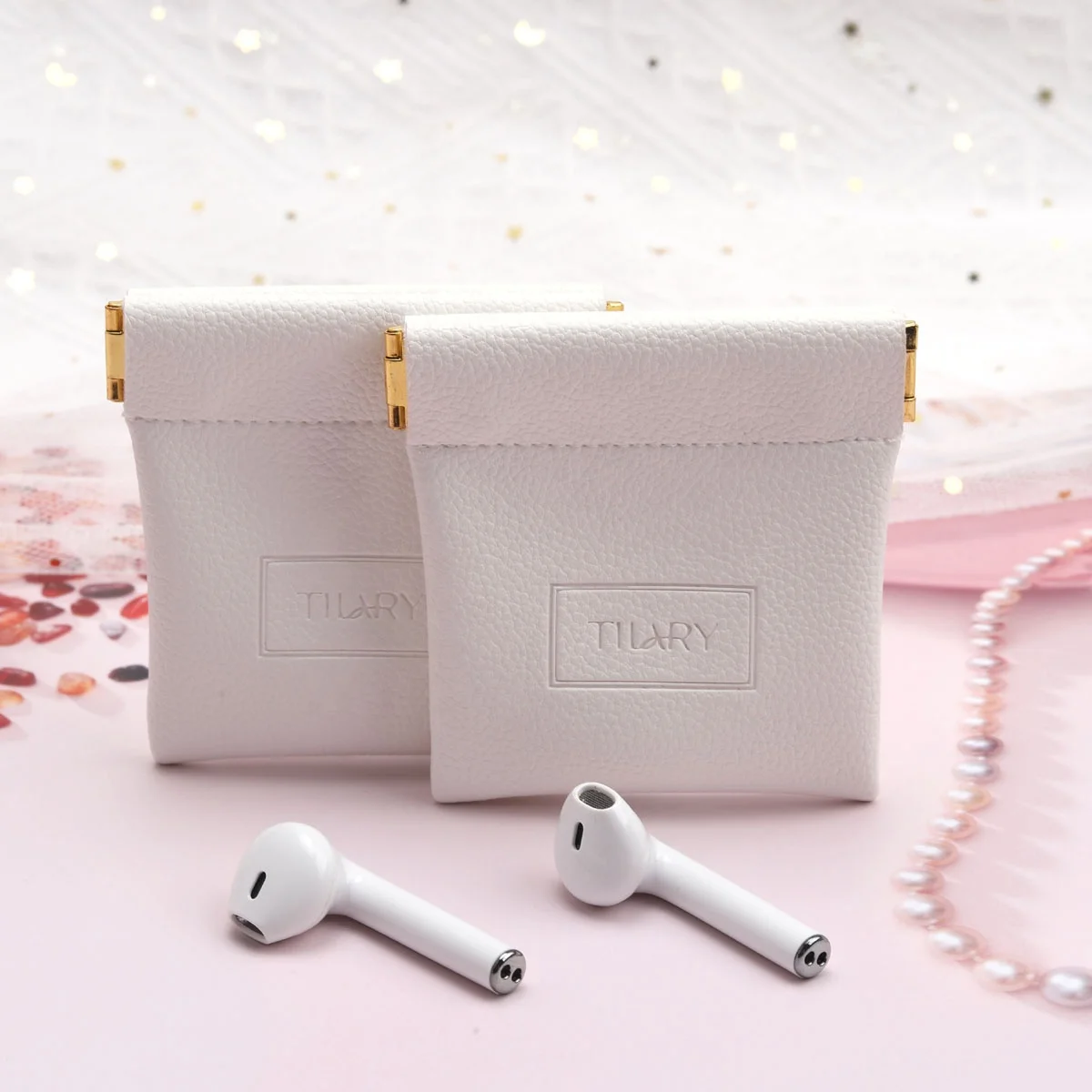 Custom Embossed Logo Small Leather Jewelry Pouch With Magnet White Pu Leather Earring Necklace Bracelet Jewelry Bag