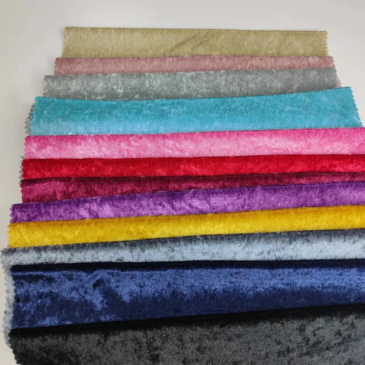 Sale Latest High Quality Ice Crushed Velvet Velour Knit 100% Polyester Fabric Shiny Fabric For Garment