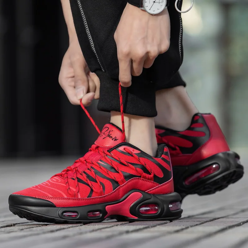 Trendy 2023 Air Cushioned Breathable Man Casual Male Shoes Running Platform Mens Designer Walking Shoes Sneakers for Men
