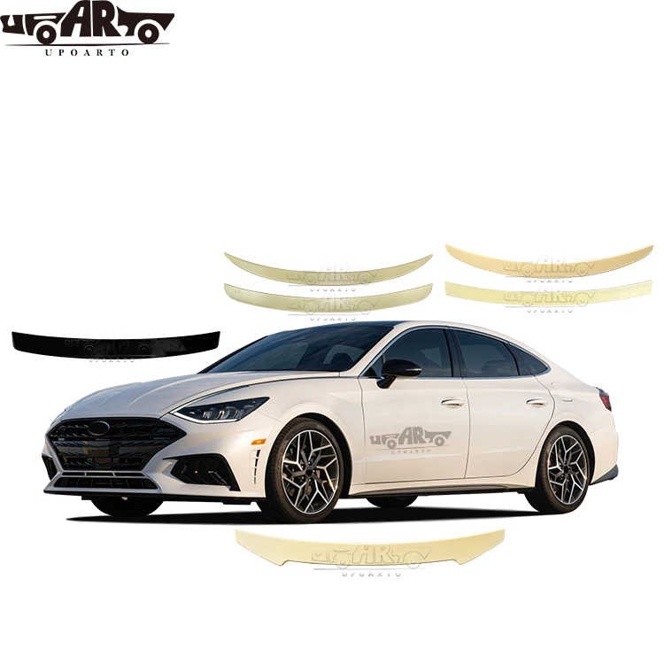 Внешние аксессуары включают спойлер для окон заднего багажника Hyundai Sonata