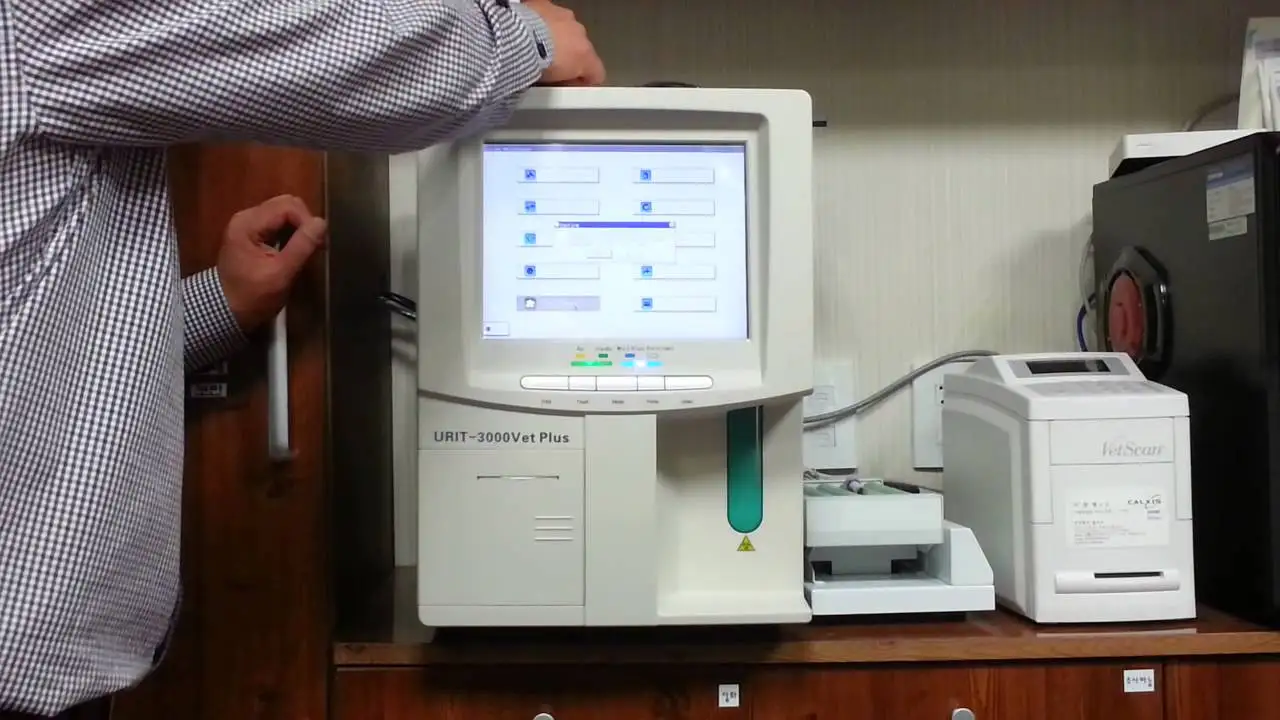 URIT 3000 PLUS  Veterinary Auto Hematology Analyzer For Cats Dogs Cow Sheep