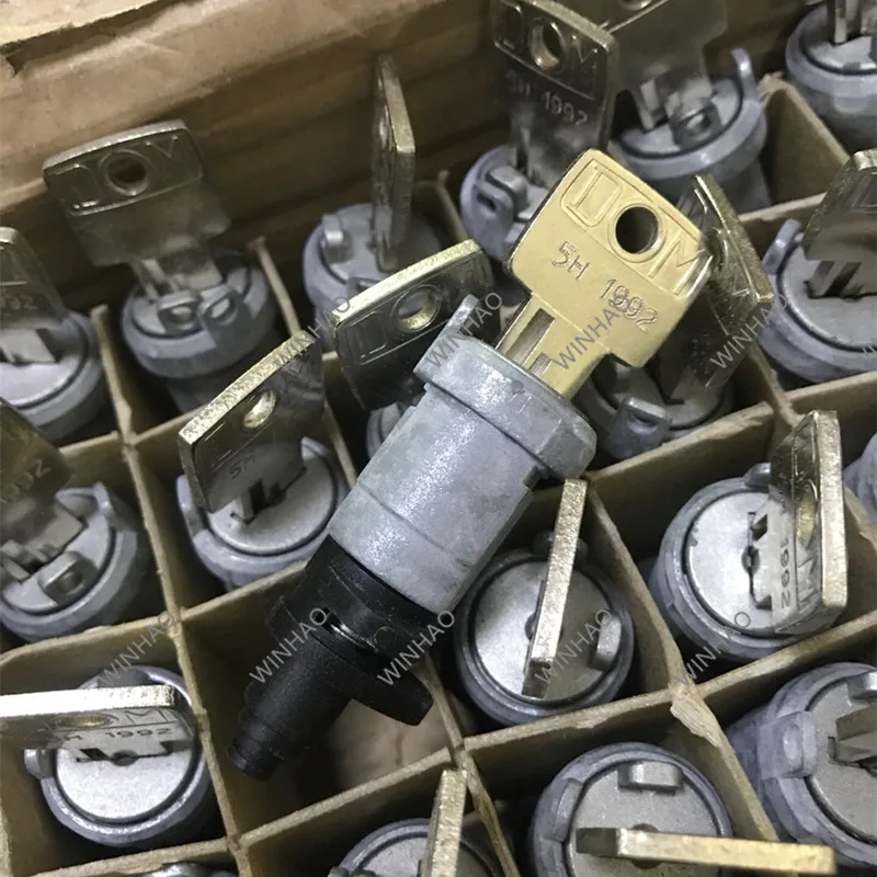  Wincor ATM запасные части CMD Кассетный замок с ключом (5H1992) 1750062656 /