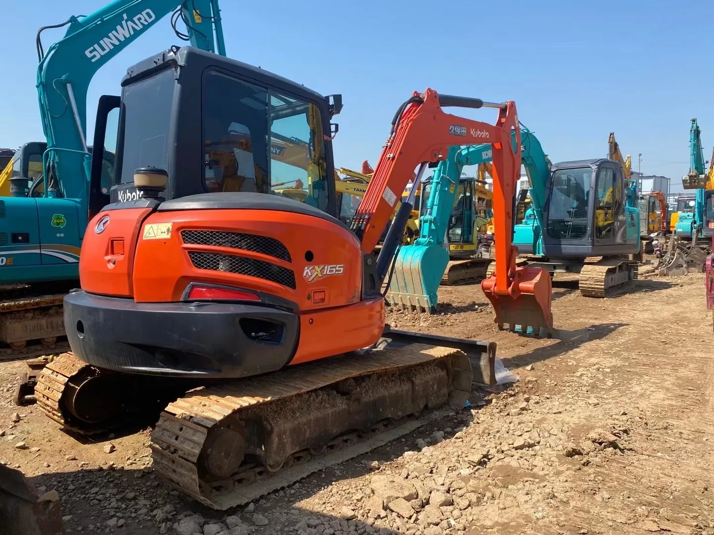 used excavator japan Kubota 165 digger used small machinery used excavators japan japanese used excavator for sale