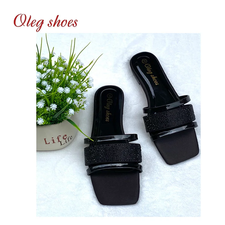 Женские шлепанцы со стразами Olegshoes повседневные на плоской подошве