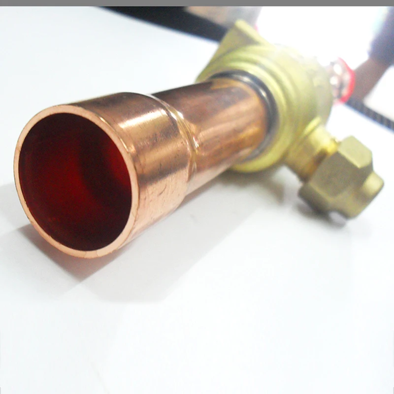 Refrigeration shut off ball valve OD 7/8in 650psi GBC