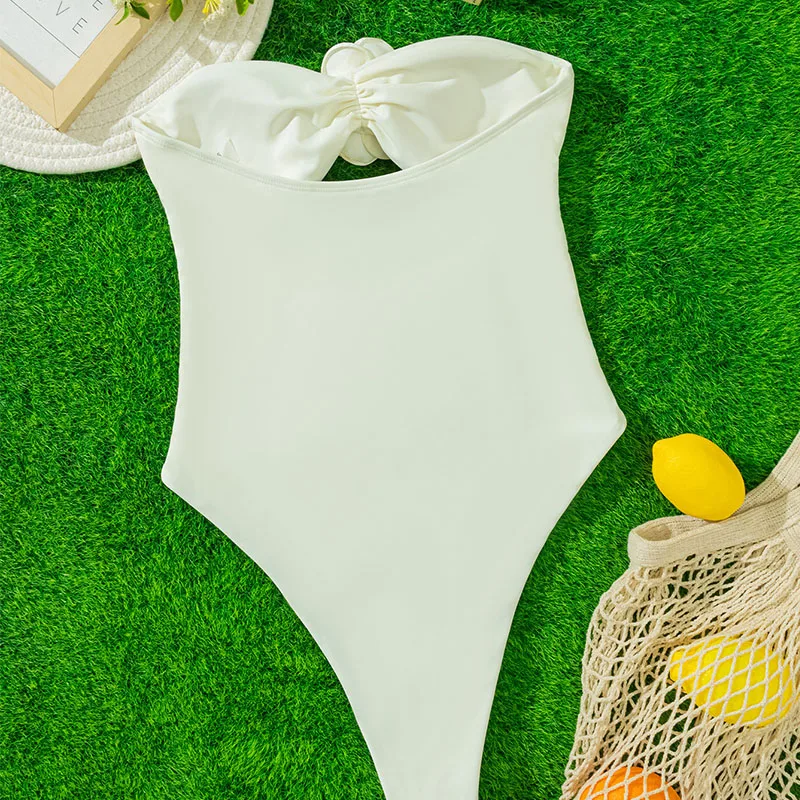One Piece Swimsuit Strapless Off The Shoulders Bandeau Swimwear Decorate With 3D Three-Dimensional Flowers Middle Bikini