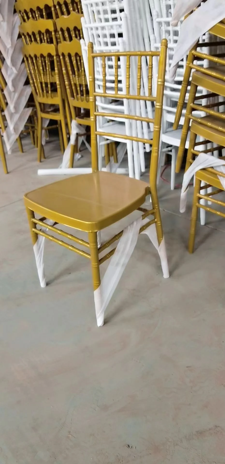 Wholesale Morden Golden Transparent White Metal Portable Party Banquet Event Wedding Hotel Chair