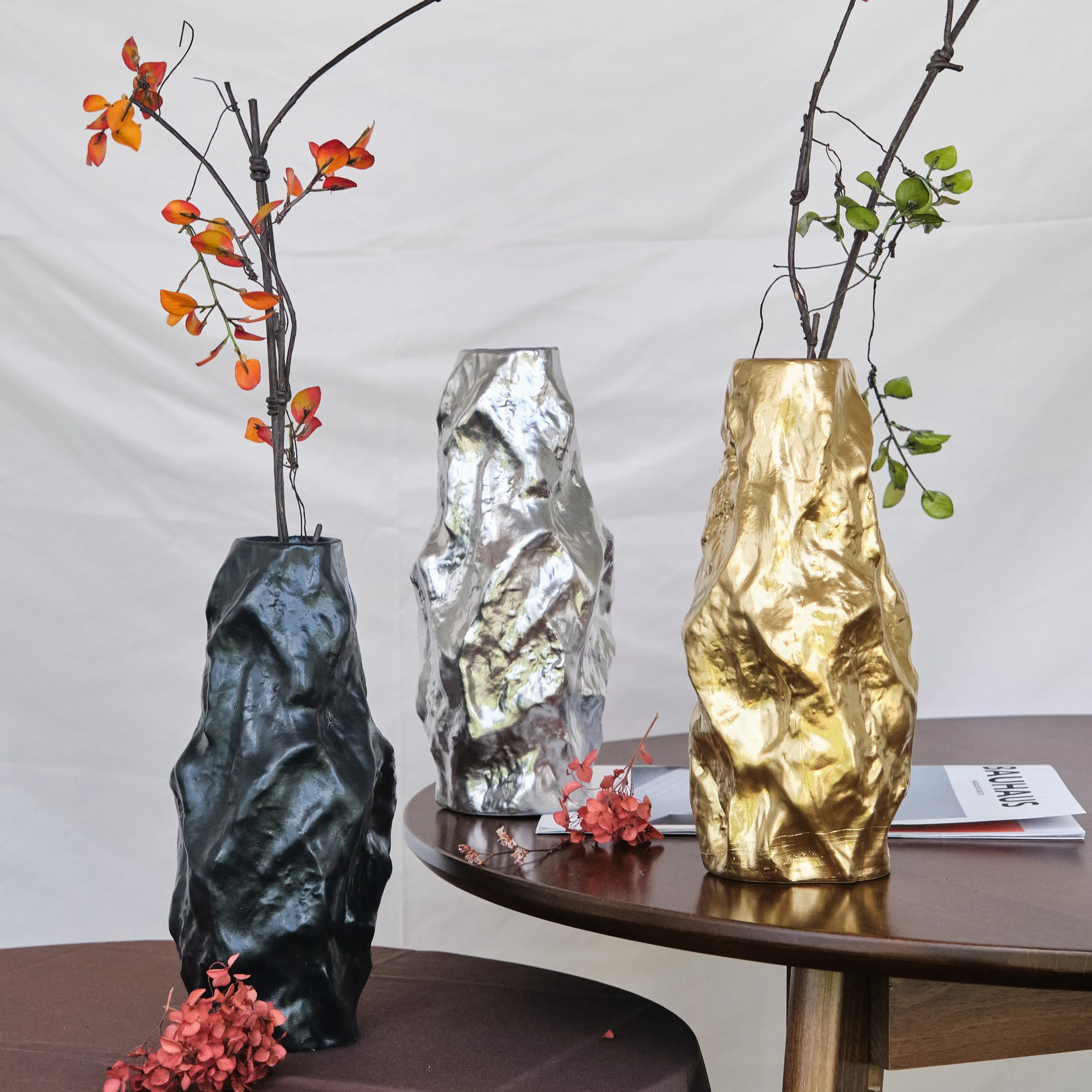 Living Room Wedding Table Modern Luxury Ornaments Ceramic Floreros Matte Black Silver Gold Vase for Home Decor