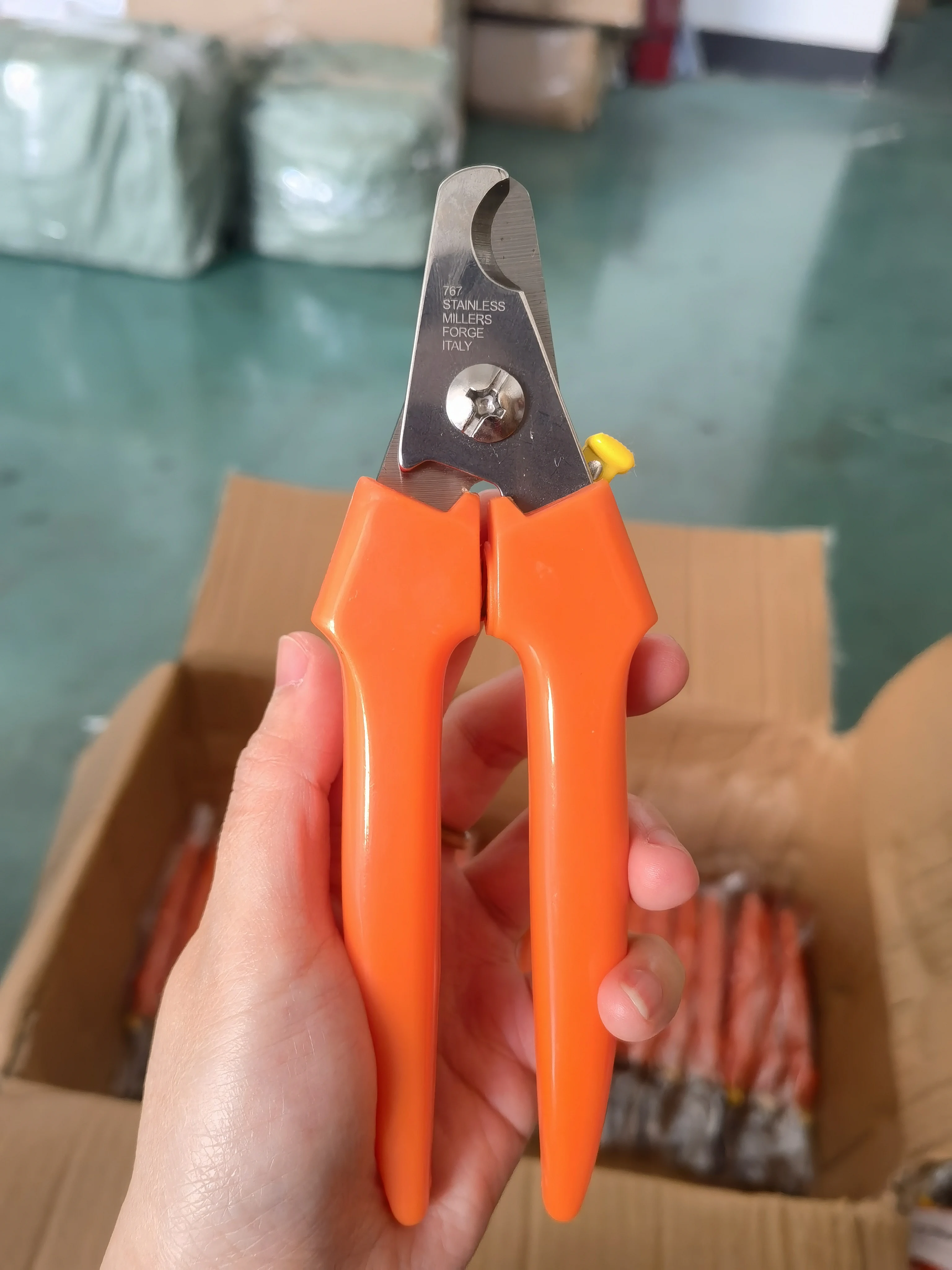 Машинка для стрижки ногтей для собак