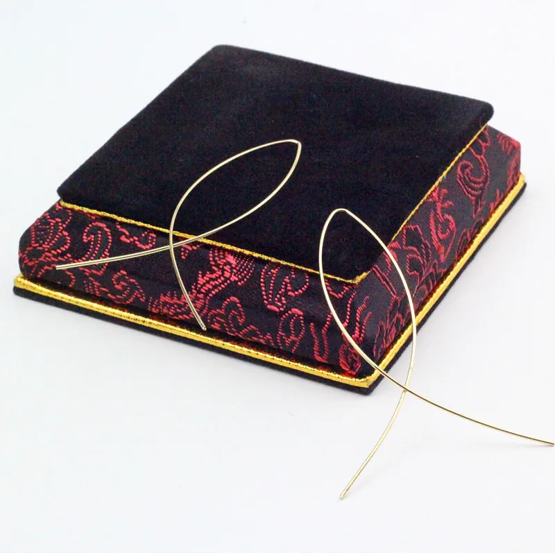 2021 New Handmade Copper Wire Earring Women Simple Design Fish Shaped Earrings