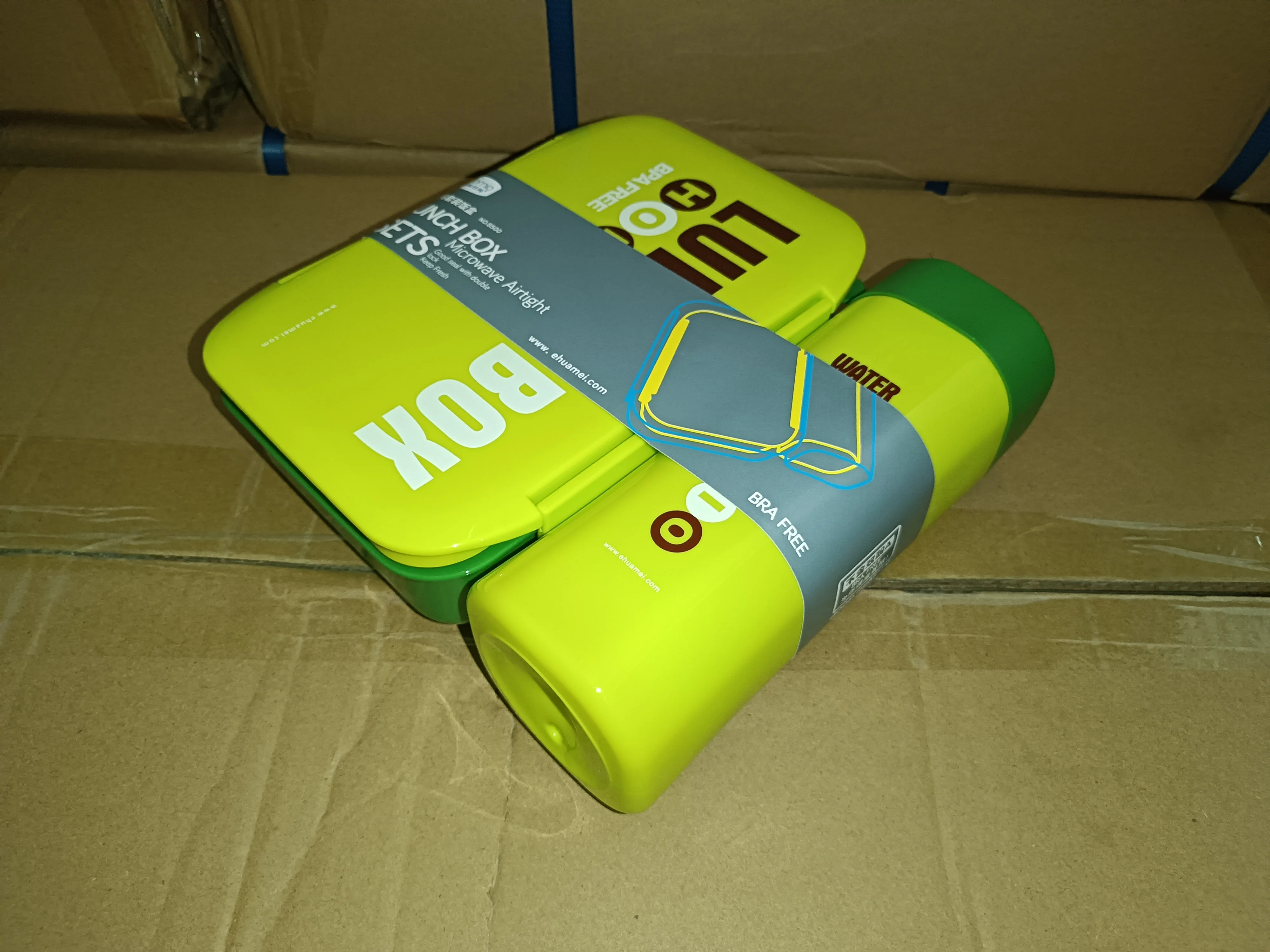 Homio 950ml Two Compartments Students Food Container BPA Free Plastic Leak-proof Lunch Box with Spoon