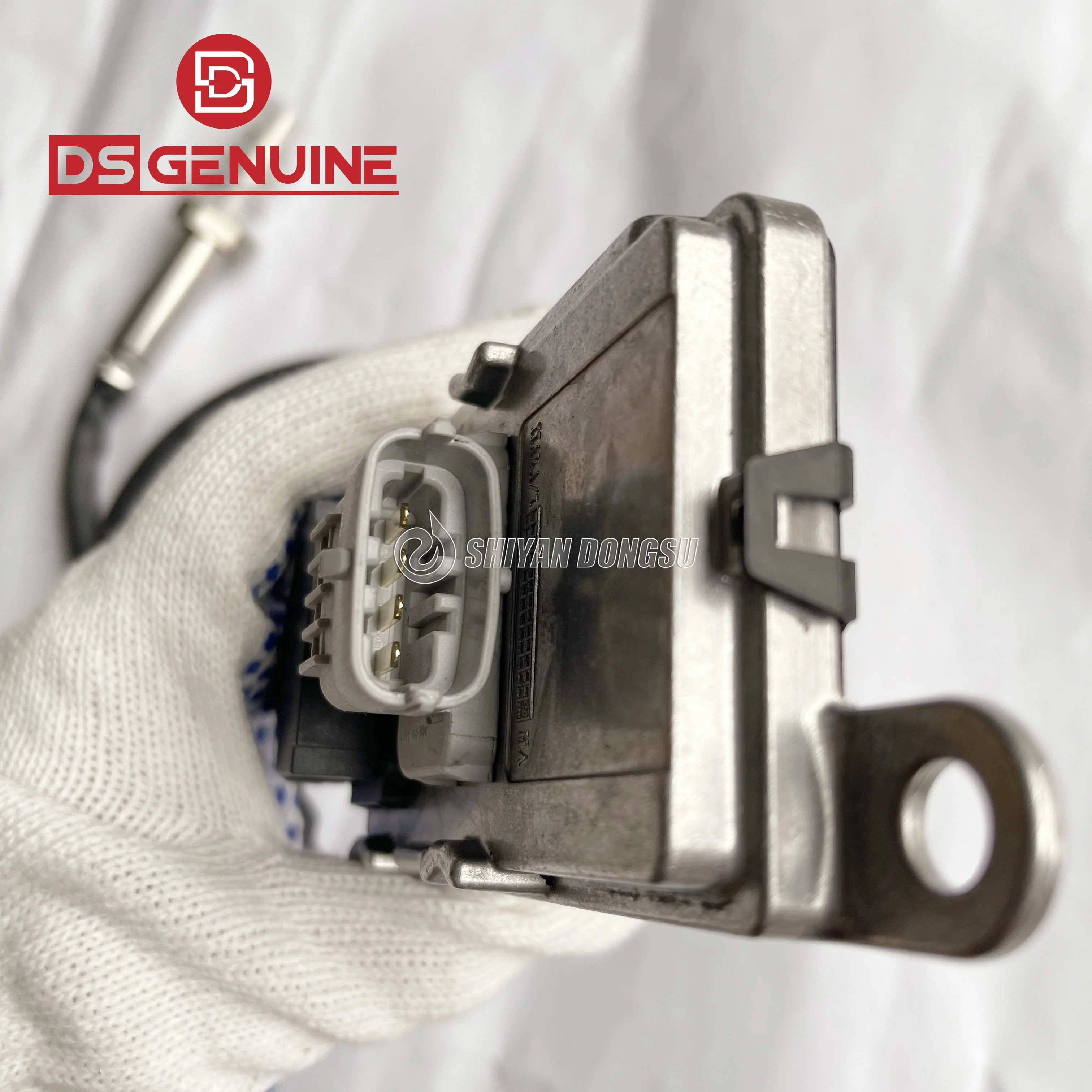 5WK9 7368 SNS 24V Auto Engine Nitrogen Oxide Sensor Nox 5WK97368 22827991