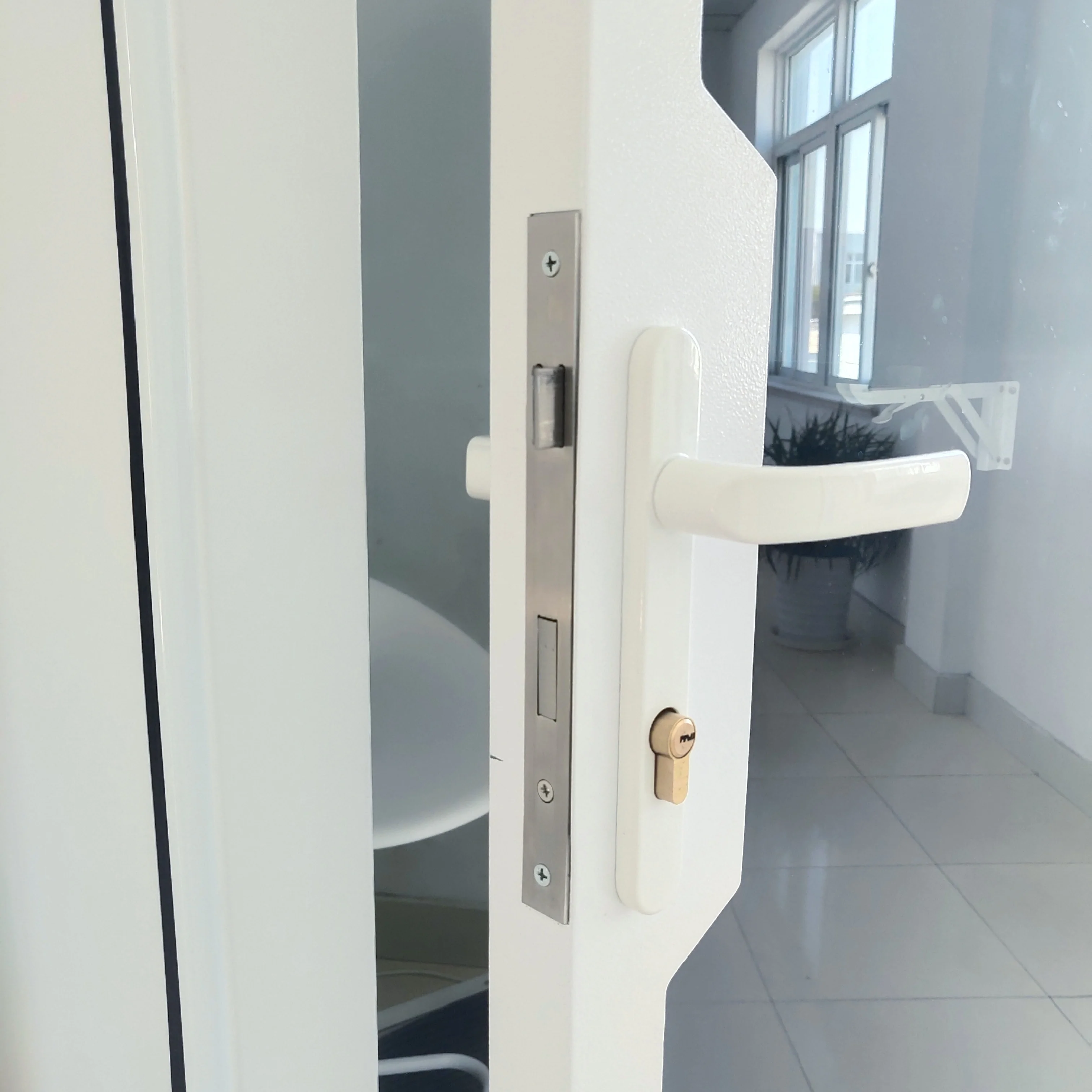 Rounded Solo Office Phone Booth Outdoor Teleconference Soundproof Acoustic Room