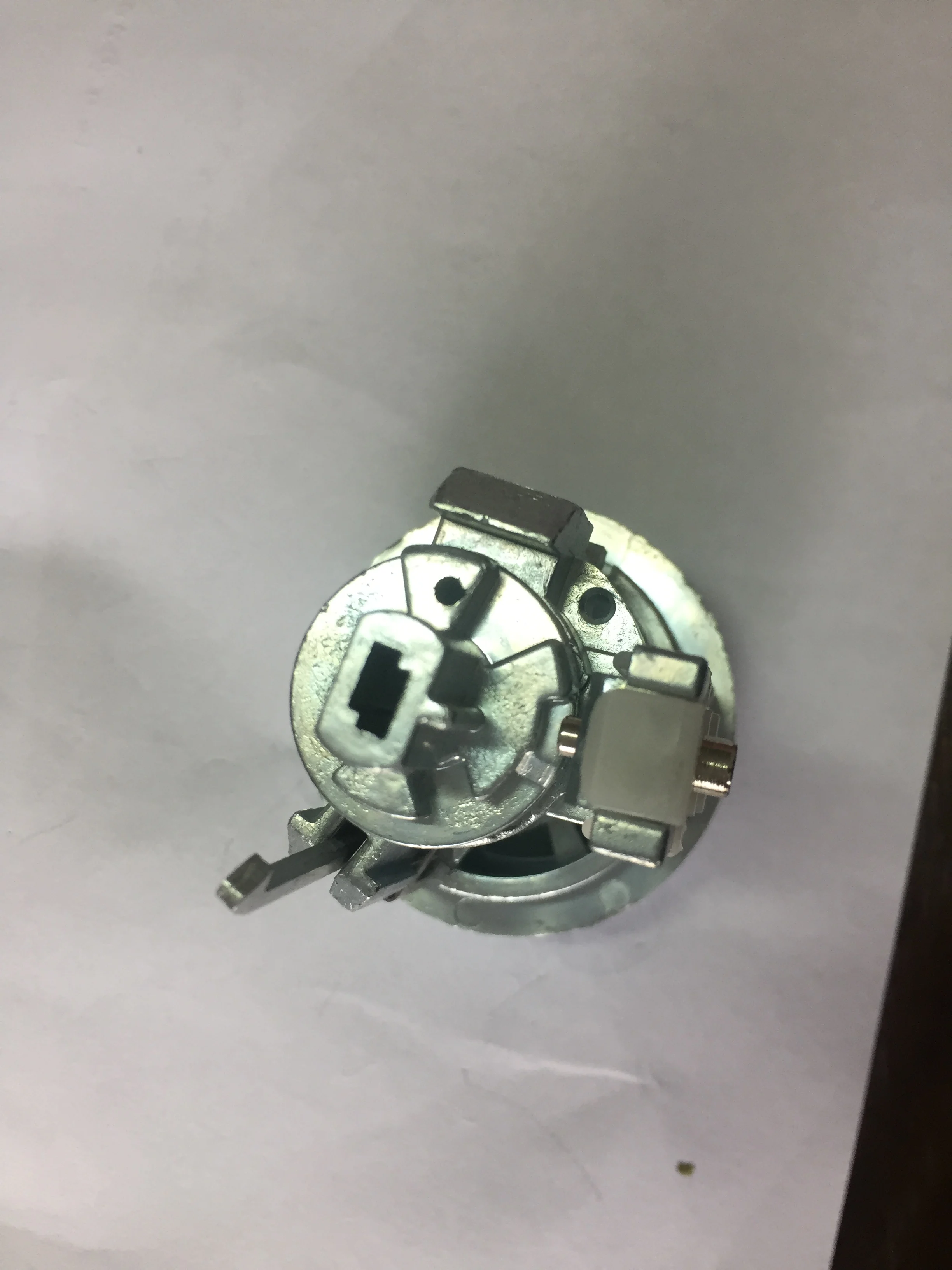 Ignition lock, BE8Z 11582 B, BE8Z11582B  for ford  escort GII 12-/ Fiesta GIII 10-