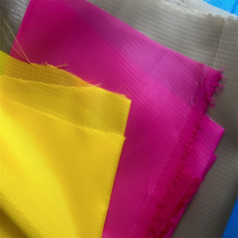 Eco-friendly Polyester Plaids PU Coated Ultralight Ripstop Kites Fabrics