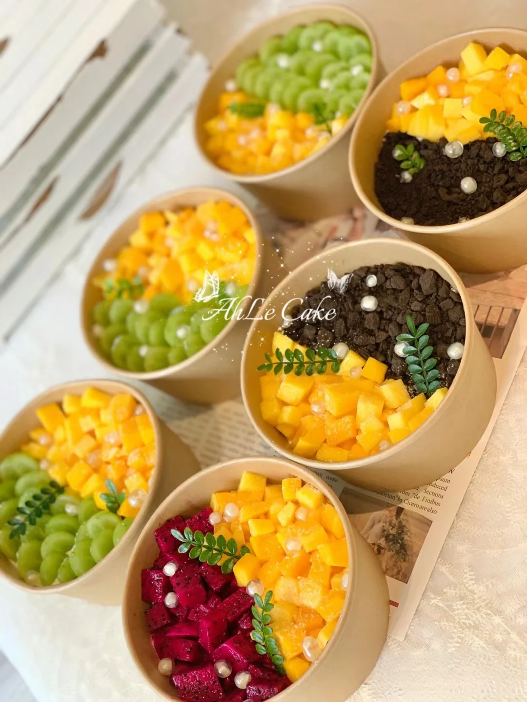 Printed paper lunch bowls disposable 1300ml soup bowls food kraft paper salad bowls with lid