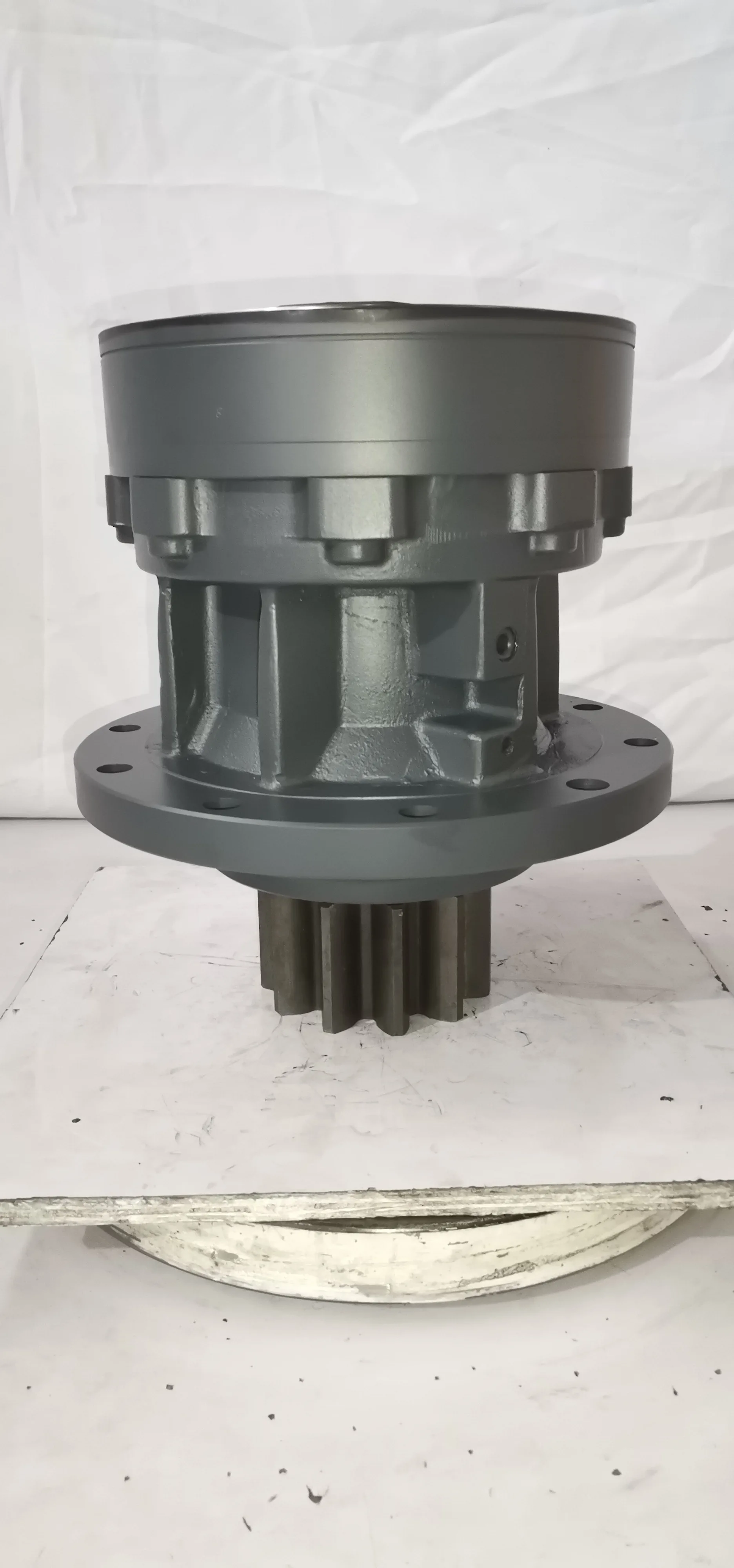 Excavator Swing Gearbox  Swing Reduction Gear Box HD400