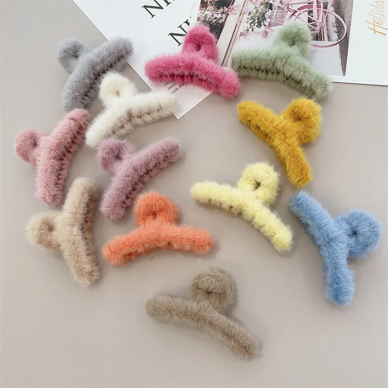 Big Size Plastic Cross Winter Furry Hair Clamp Accessories Plush Flocking Hair Claws Fabric Fur Claw Hair Clips