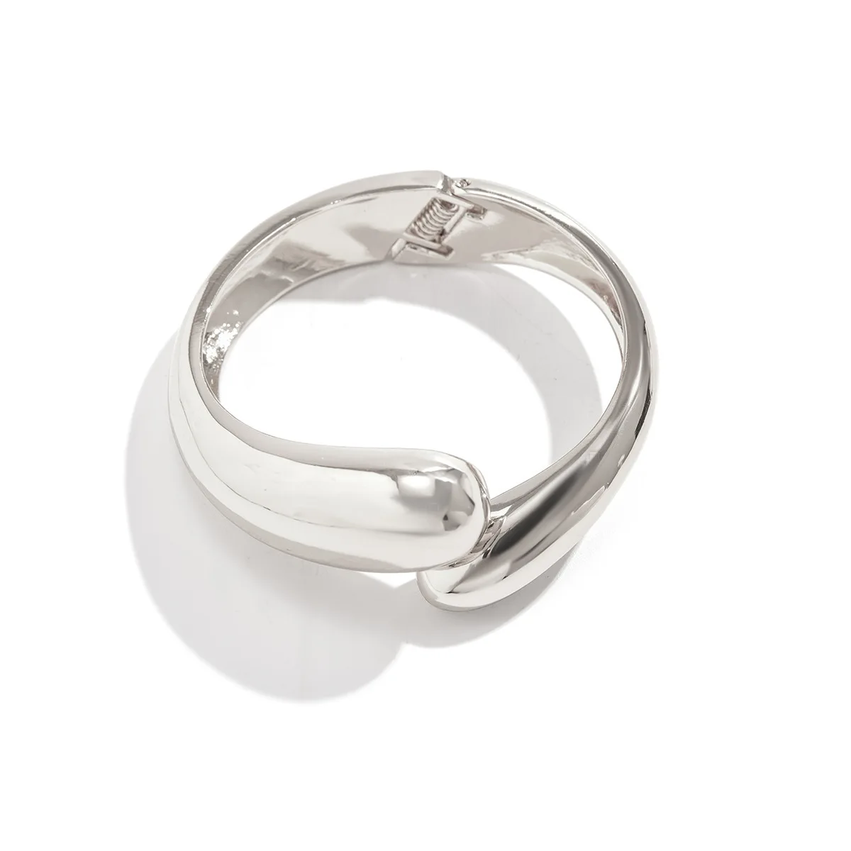 New Style Hot Selling Metal Smooth Water Drop Promotional Fashion Jewelry Bracelets Wholesale