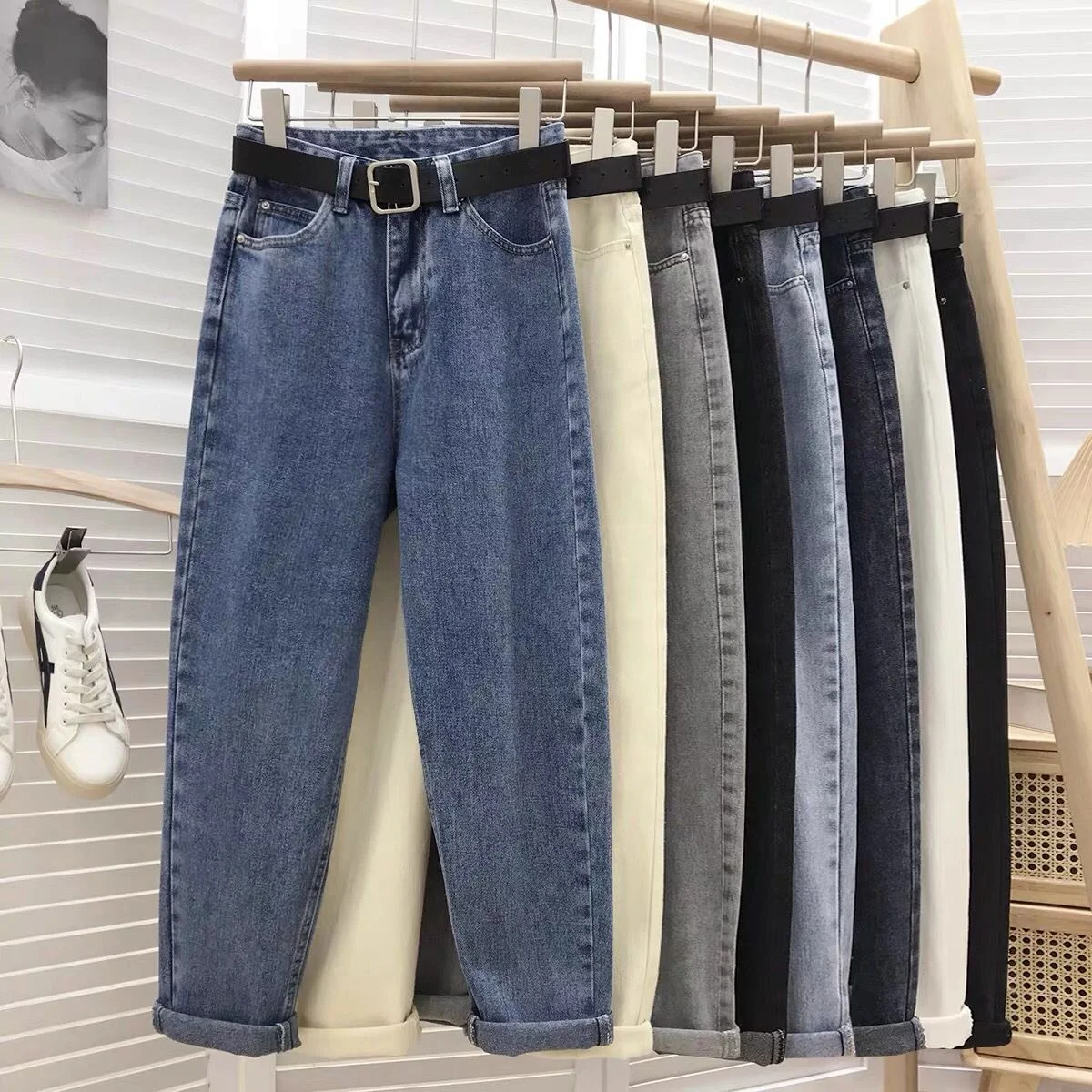Jeans for women in spring and autumn 2023 New students with high waist, straight tube, loose, slim and drooping wide-leg trouser