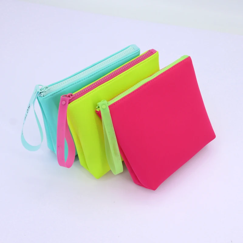 BSCI Neoprene Waterproof Portable Reusable Toiletry Bag Neoprene Pouch Bag Neoprene Makeup Bag