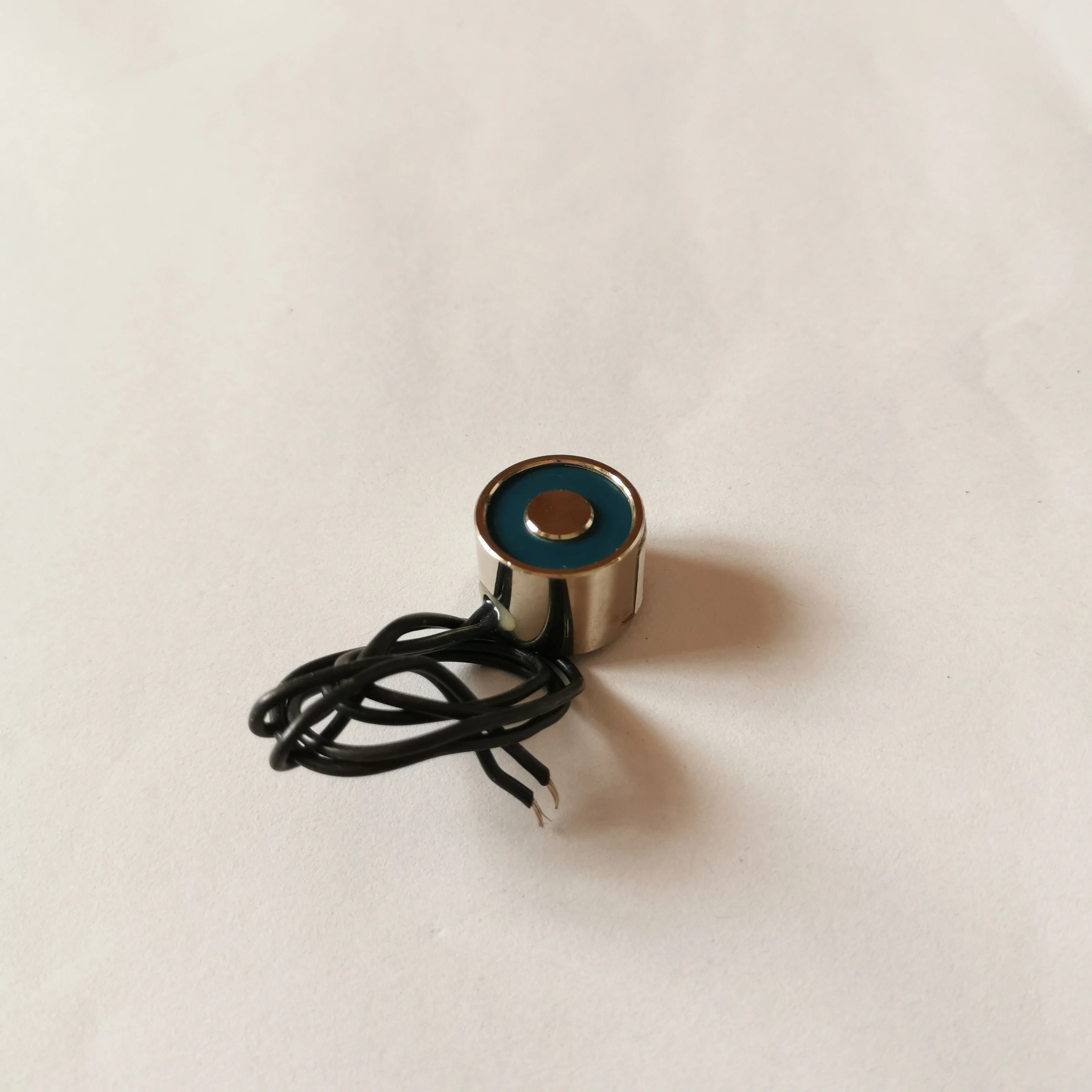 diameter 20mm*15mm 12vdc 24v 1watt  holding force 3kg small electric magnet clutch for door holder