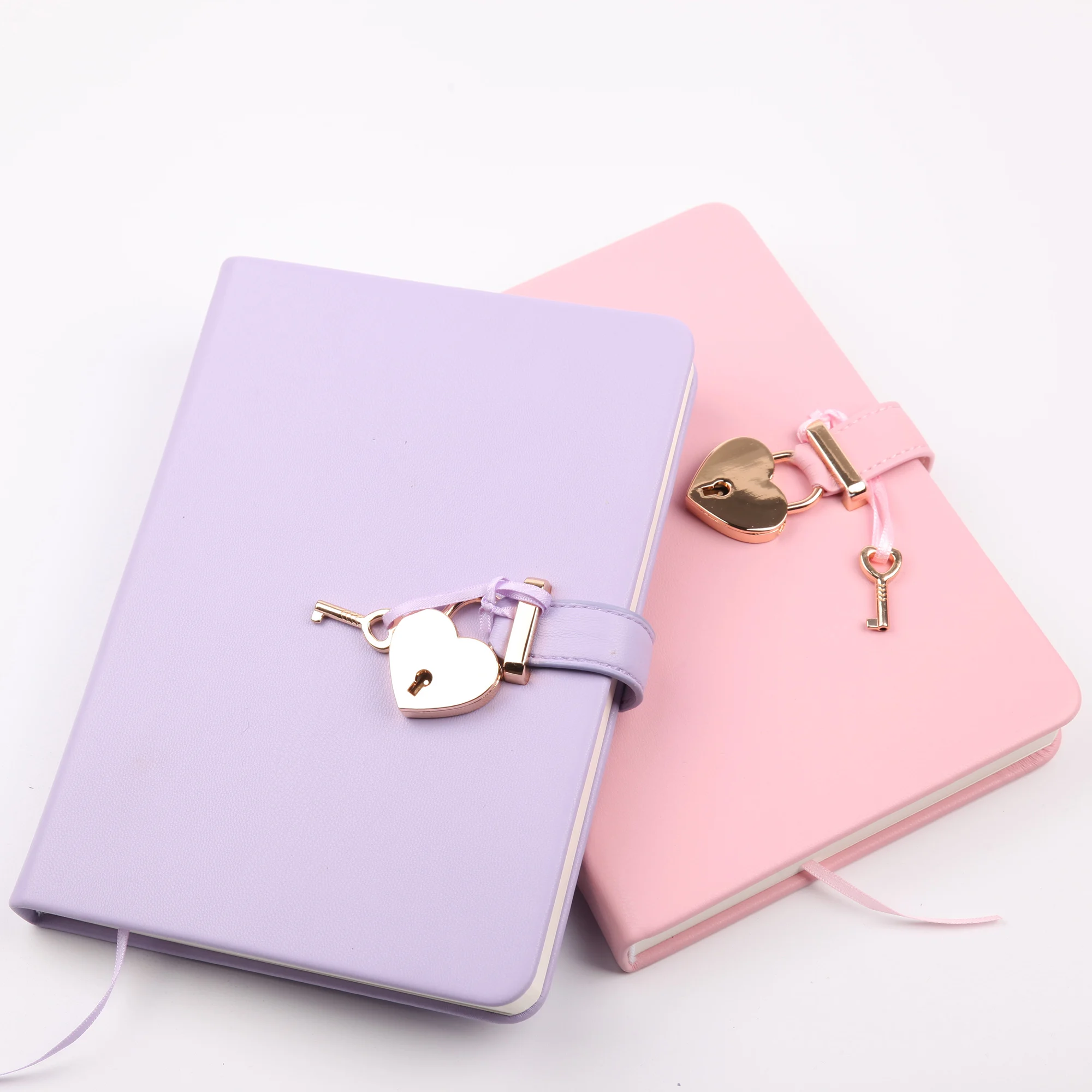 2023 Diary Pu Custom Leather Notebook Colored Gold Edge Agenda Planner paper Cute Journals With Heart-Shaped Key Lock