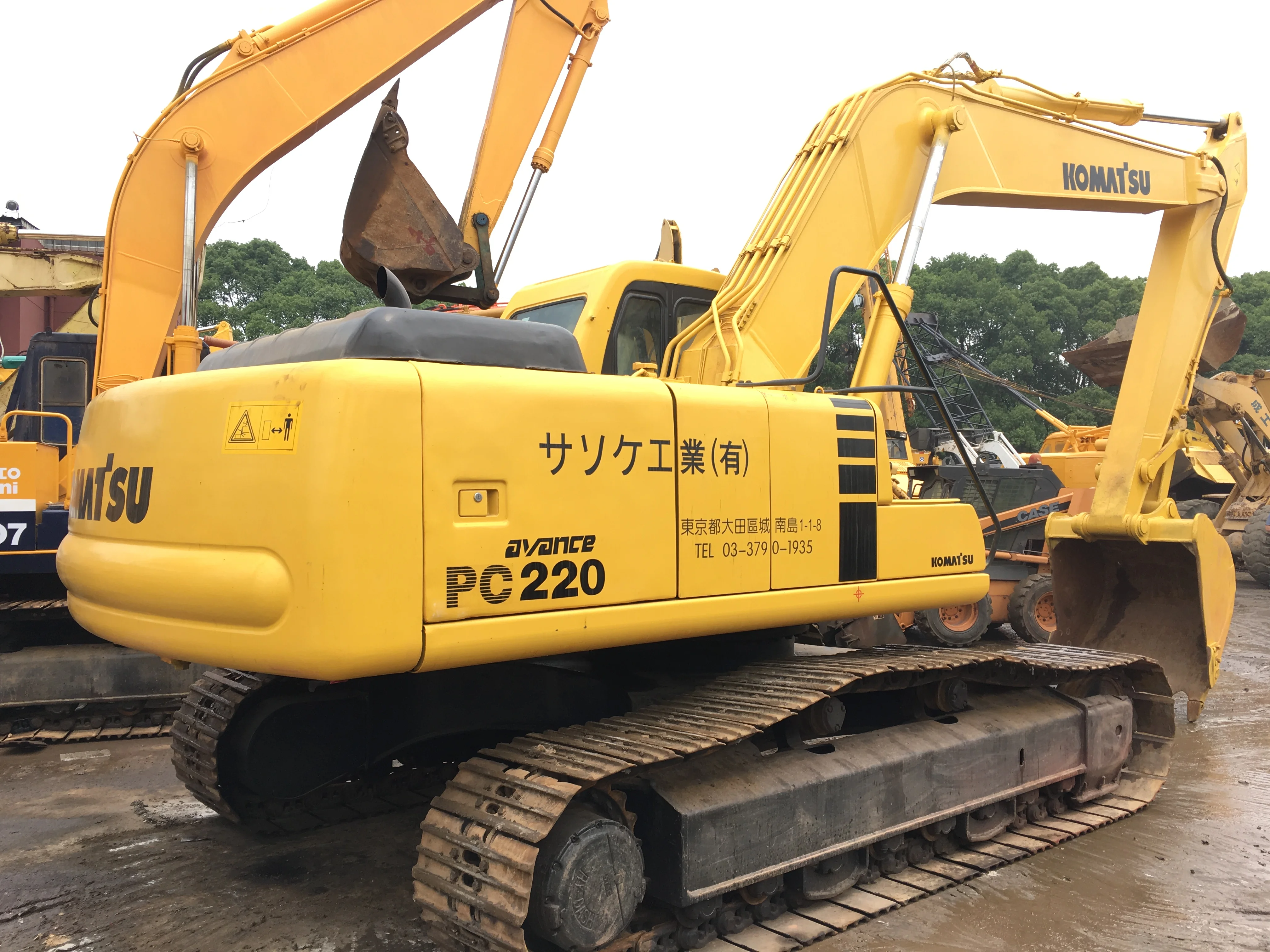 Seconhand PC220-6 PC200-7 PC200-8 Japan Made Hydraulic Crawler Excavator