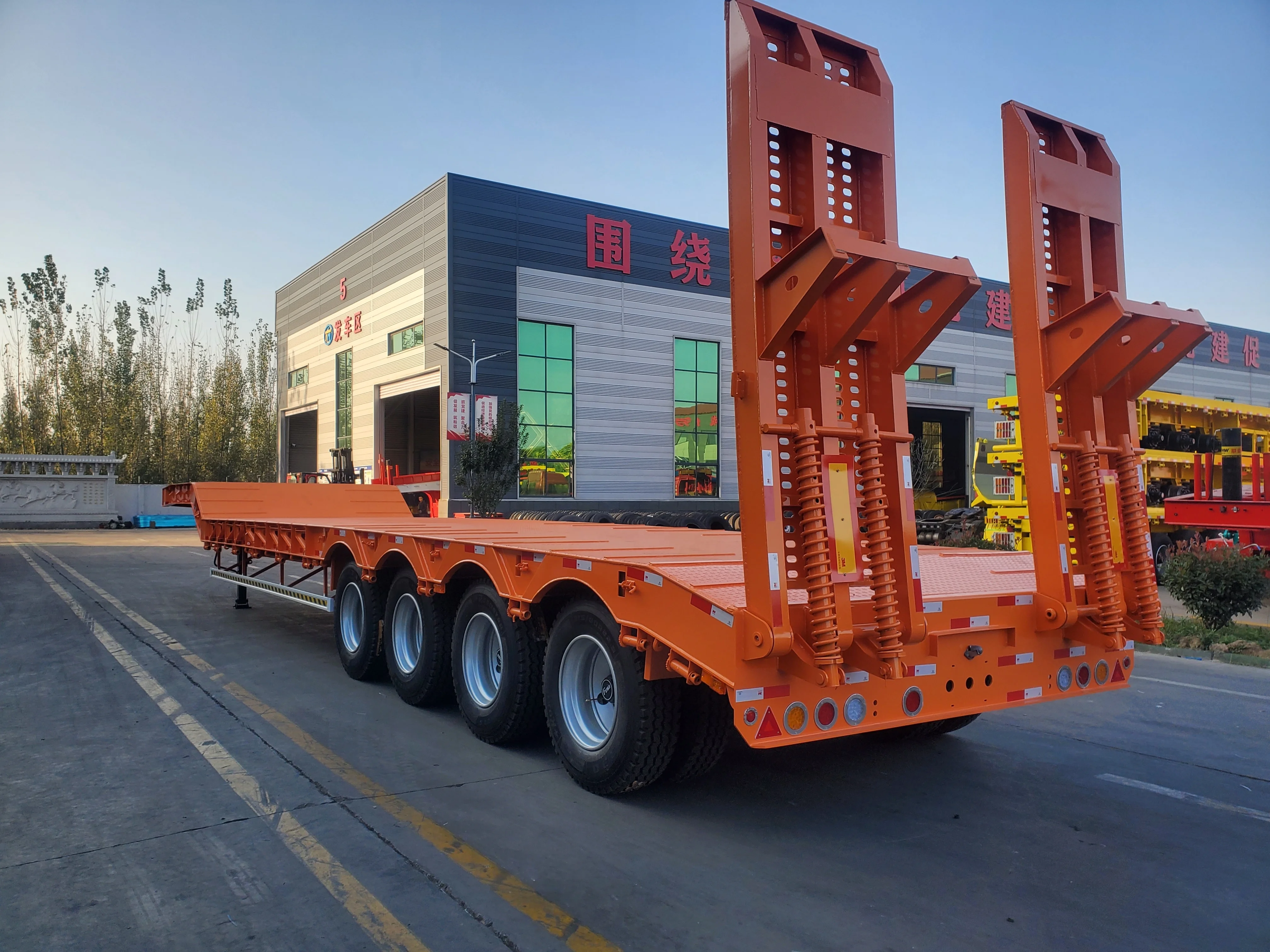 Manufacturer truck and trailer  2 to 10  axles s Flatbed trailer lowboy trailer for sale