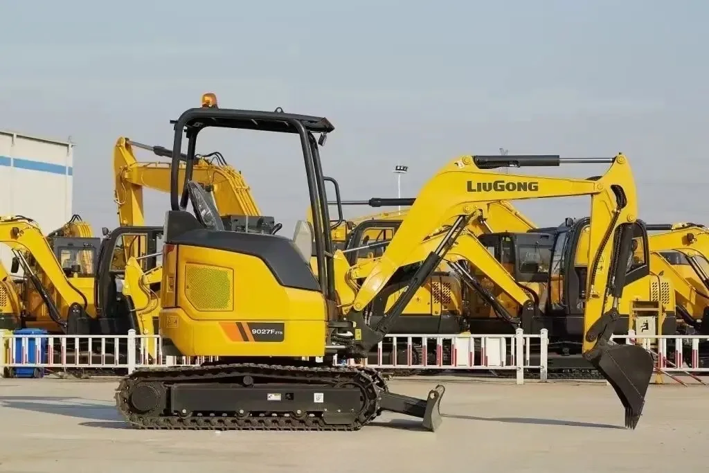 2.7Ton Liugong 9027FZTS Crawler Excavator Yanmar Engine Steel Track on sale