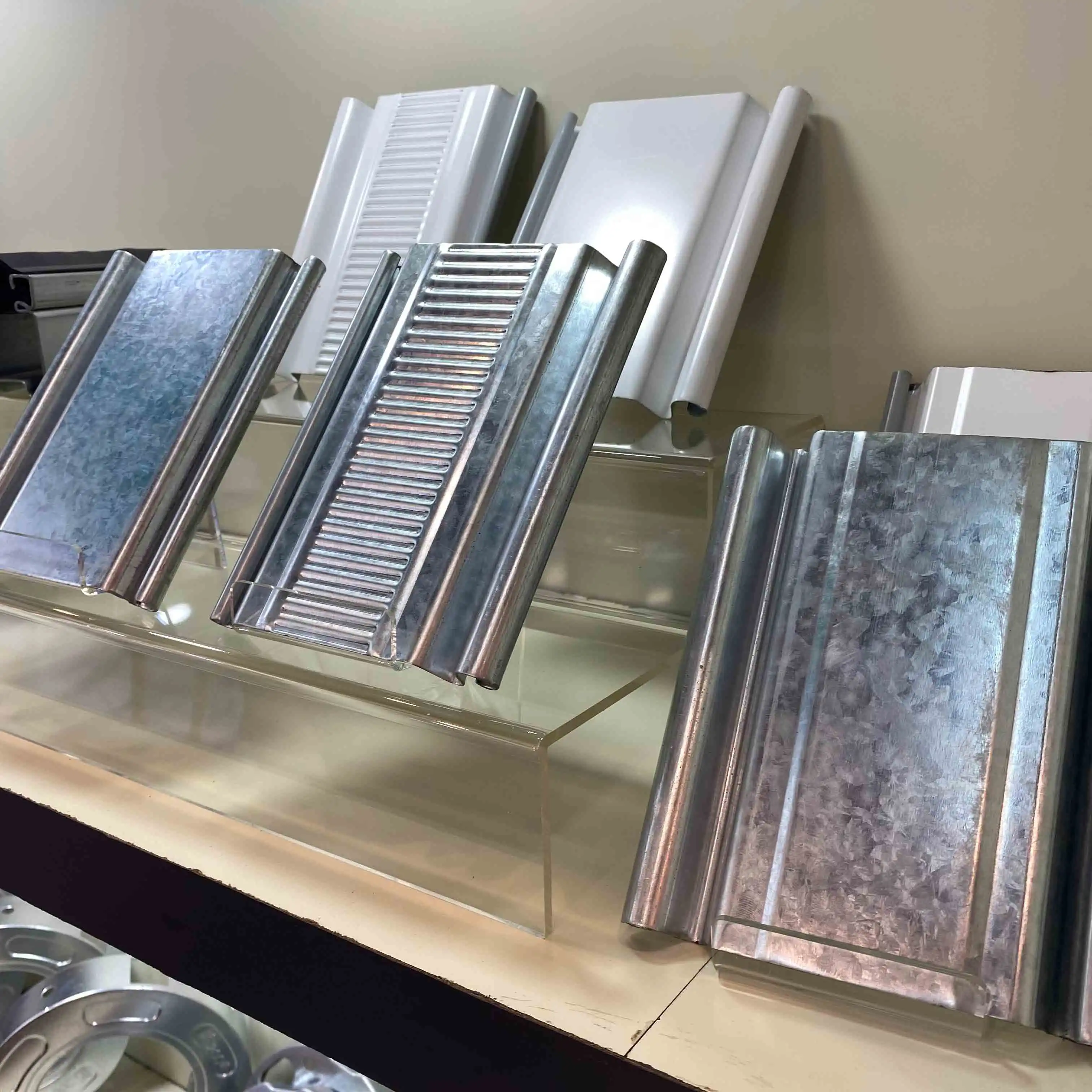 Best selling roll up door parts for roller shutter door