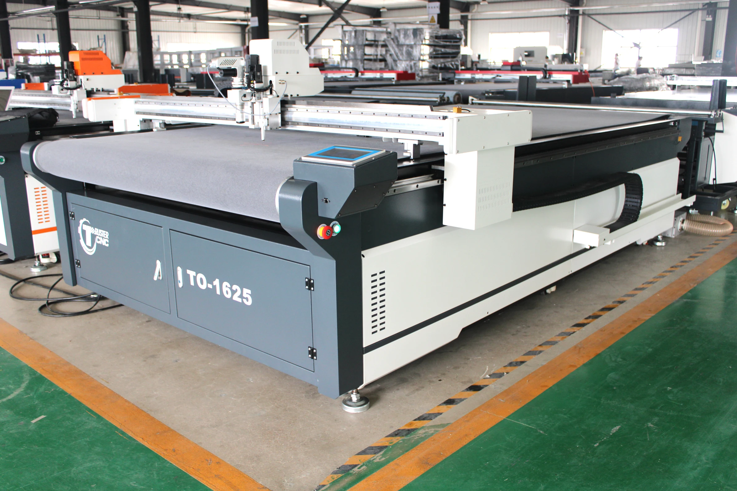 automatic feeding cutting machine with automatic correction bracket for textile cutting  oscillating knife cutting machine