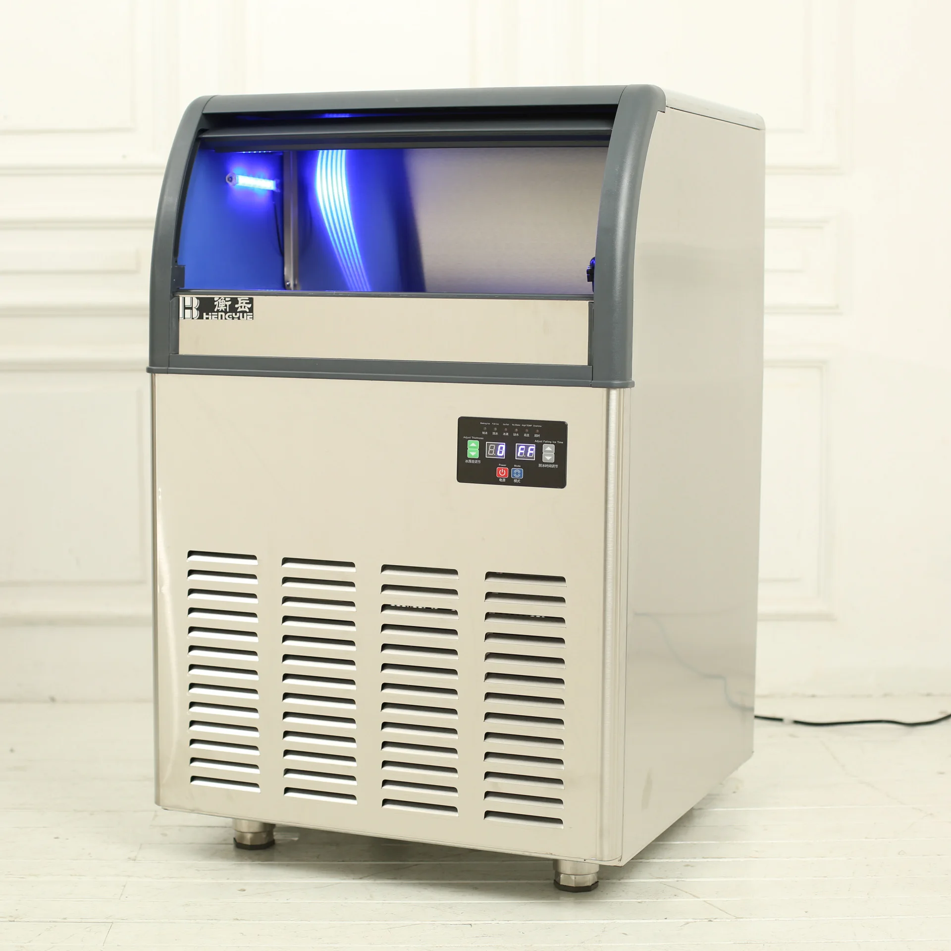 Best-selling commercial 100kg Water Cooled Moon Crescent Ice Maker Machine 200lb