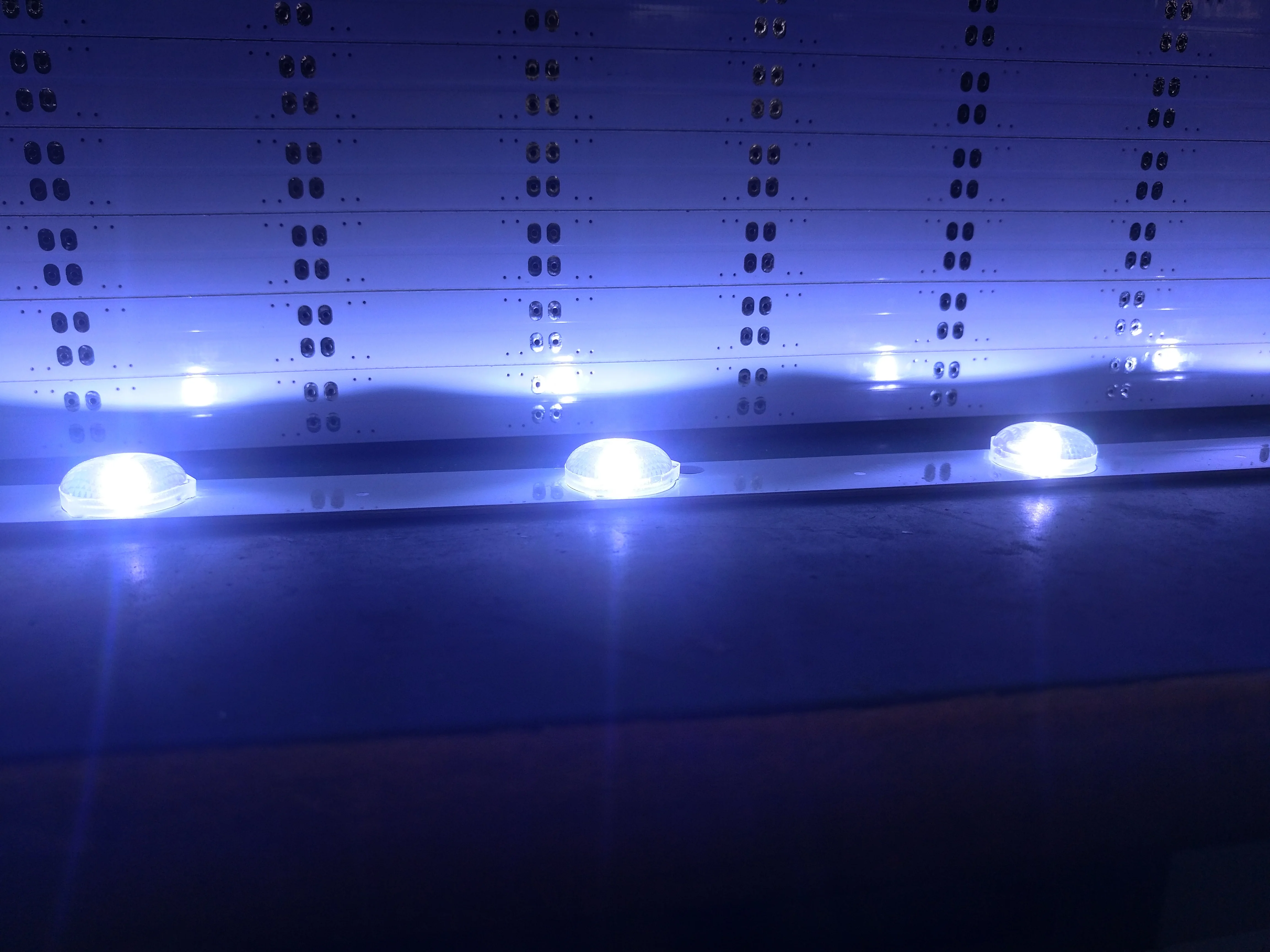 Высококачественная светодиодная подсветка для телевизора постоянного тока 6 в 826 мм 12 светодиодов