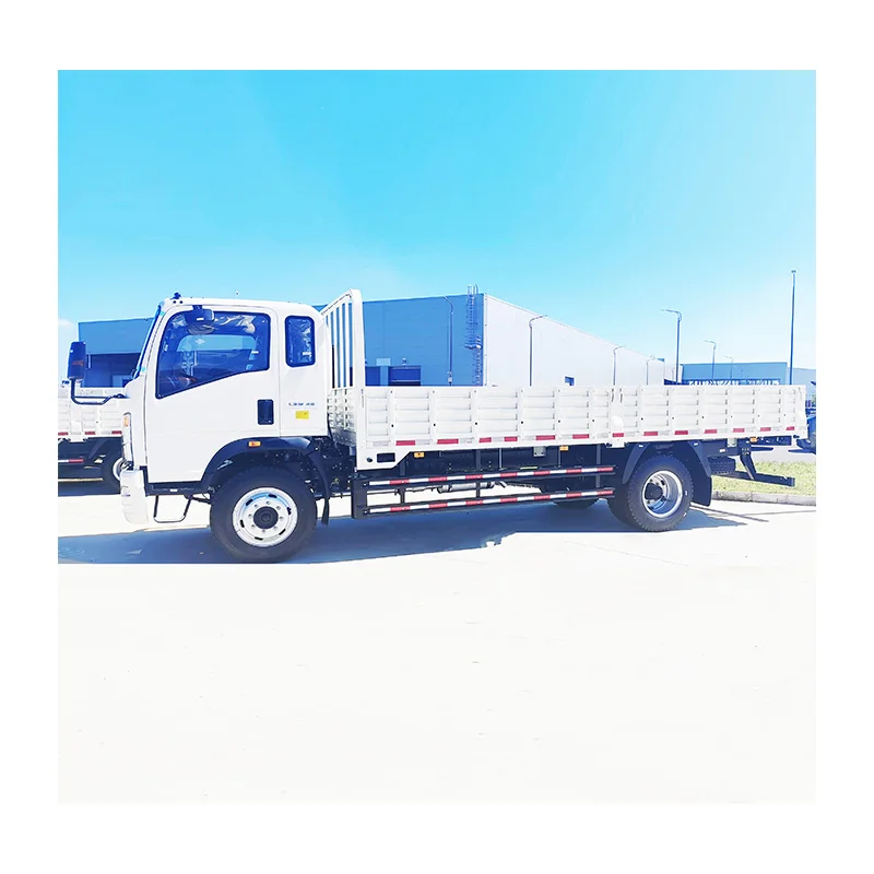 Sinotruck Howo Brand New Rhd 4x2 6Wheels Fence Howo Light Cargo Truck