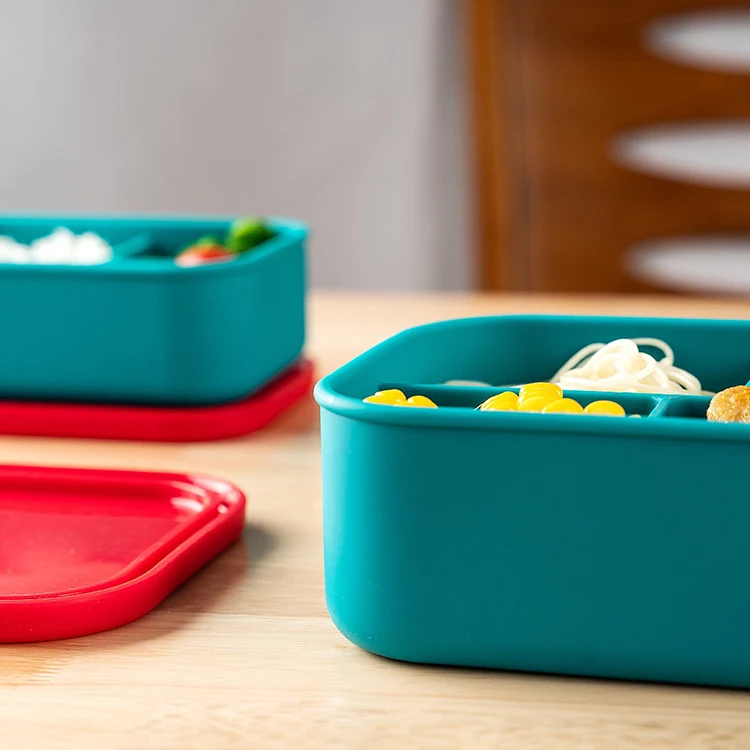 Portable 4 compartment  BPA Free  Baby Food Containers  Silicone Bento kids lunch Box Set