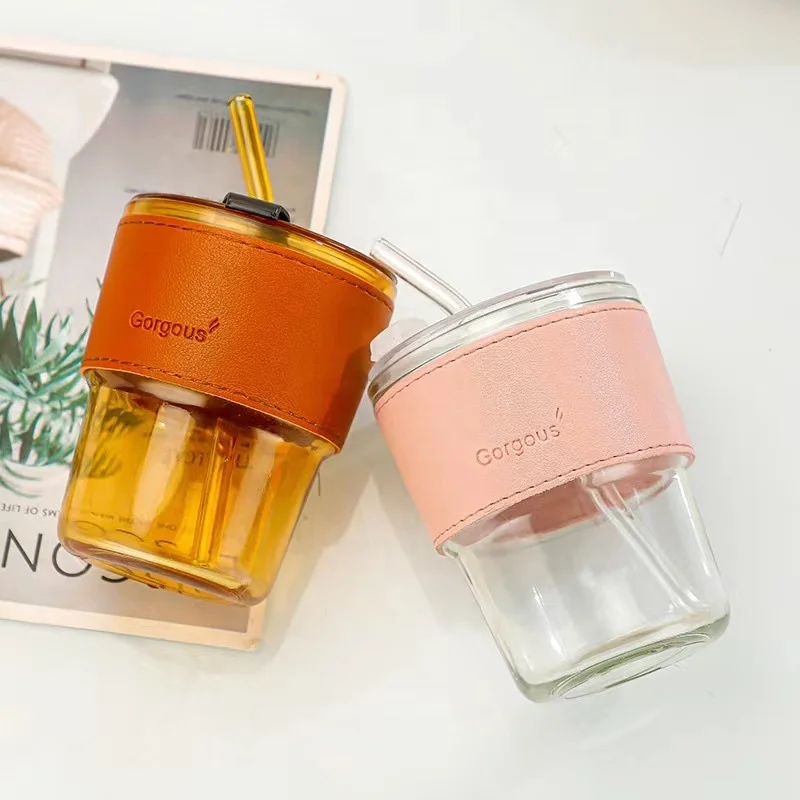 Coffee Mug Sleeve Case Customized PU Heat Insulation Clear Glass Cup Glass Water Bottle Cup Leather Wrapped with Straw